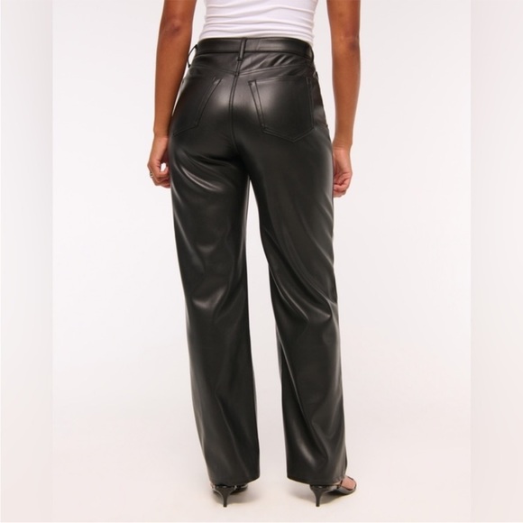 Abercrombie & Fitch Curve Love Ultra High Rise 90s Straight Vegan Leather Pant - Picture 4 of 11